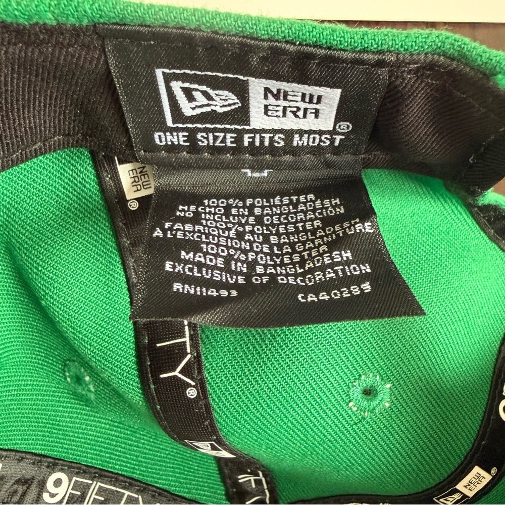 NWT New Era Boston Celtics Green Snapback Hat - Picture 6 of 7